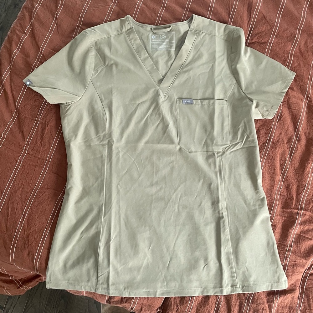 Figs Catarina One Pocket Scrub Top